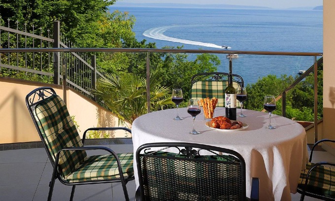 Icici Apartamento | Apartamento de vacaciones Opatija para 1 - 2 personas con 1 dormitorio - Apartamento en casa unifami