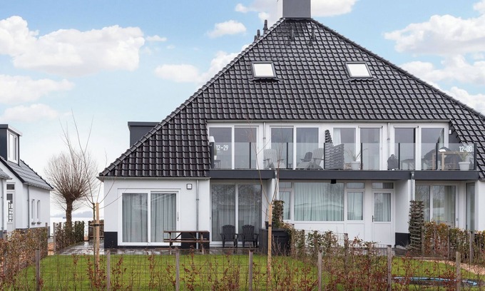 Offingawier Apartamento | Holiday apartment - Paviljoenwei 12 | Offingawier
