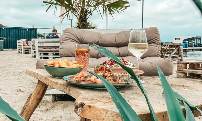 Offingawier Apartamento | Holiday apartment - Paviljoenwei 10 | Offingawier 'Sneekermeerzicht'
