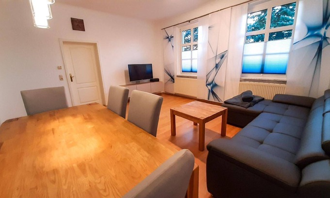 Uecker-Randow Apartamento | Apartamento de vacaciones Pasewalk para 1 - 6 personas con 3 dormitorios - Apartamento en casa unifa