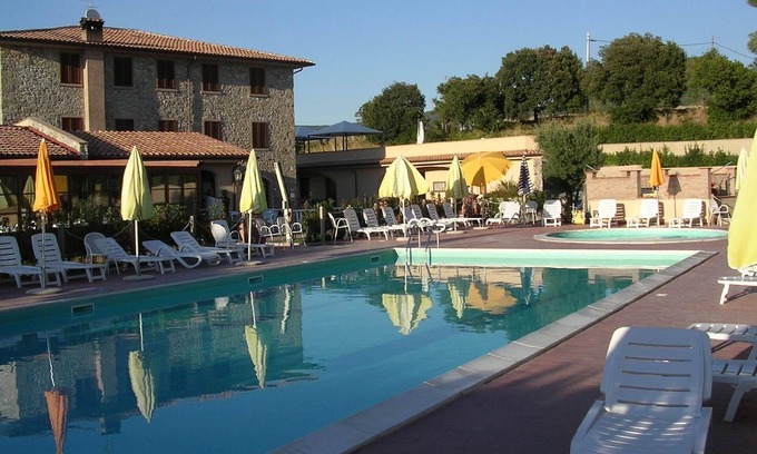 Pomaia Apartamento | Apartamento de vacaciones Pomaia para 1 - 5 personas con 2 dormitorios - Apartamento