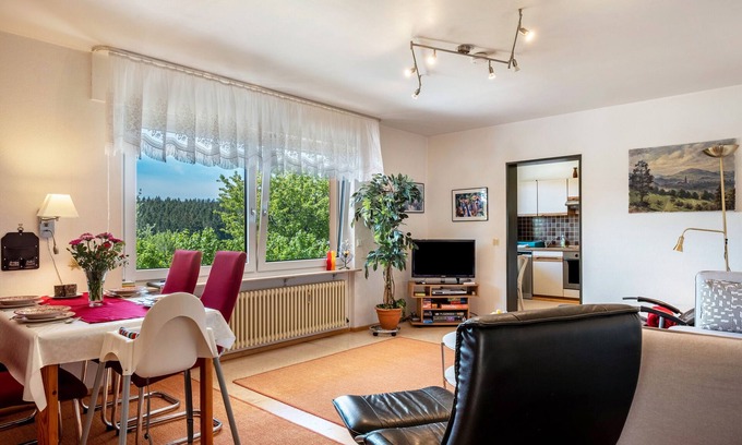 Kappel Apartamento | Apartamento vacacional 'Roodbach' con vistas a la montaña, terraza comunitaria y Wi-Fi