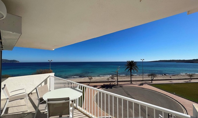 Sant Llorenc des Cardassar Apartamento | Apartamento vacacional 'Sea Club Apartment Cala Millor 3' cerca de la playa con balcón