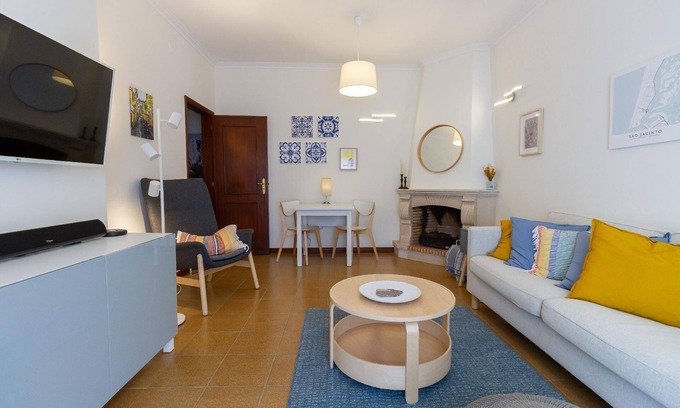 Sao Jacinto Apartamento | Apartamento de vacaciones São Jacinto para 1 - 3 personas con 1 dormitorio - Apartamento en casa uni