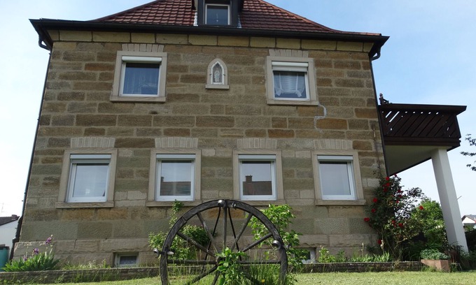 Oberhaid Apartamento | Piso de piedra rojiza