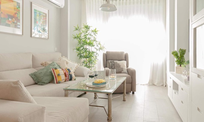 Los Remedios Apartamento | Apartamento de vacaciones Sevilla para 1 - 5 personas con 2 dormitorios - Apartamento