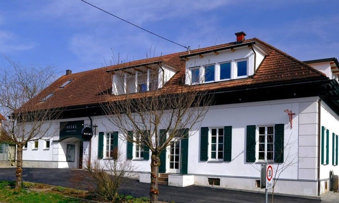 Soechau Apartamento | Apartamento de vacaciones Söchau para 1 - 3 personas - Apartamento en casa unifamiliar o plurifamili