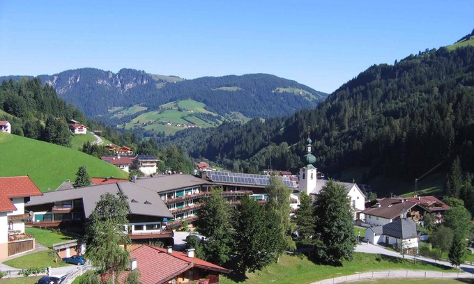 Wildschoenau Apartamento | Apartamento vacacional con balcón y piscina cubierta
