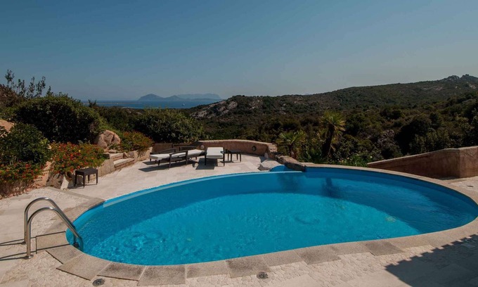 Abbiadori Apartamento | Apartamento vacacional con aire acondicionado, piscina y vistas al mar