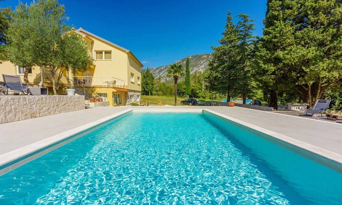 Tribalj Apartamento | Apartamento vacacional con piscina