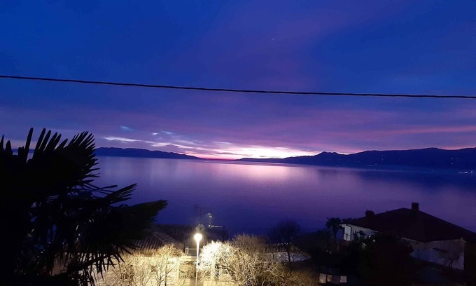 Rijeka Apartamento | Apartamento vacacional con vista al mar