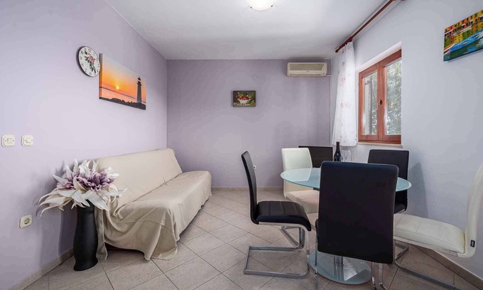 Drenje Apartamento | Apartamento vacacional Con uso de piscina, sauna y jacuzzi.
