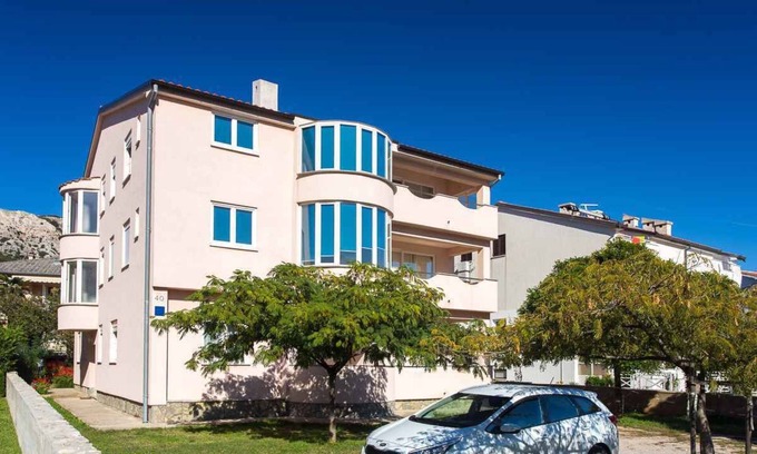 Baska Apartamento | Apartamento vacacional con televisor vía satélite