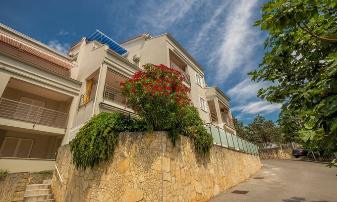 Selce Apartamento | Apartamento vacacional 50 m del mar y la playa