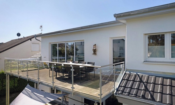Renchen Apartamento | Apartamento vacacional "Wolf's Schwarzwald" con balcón y Wi-Fi