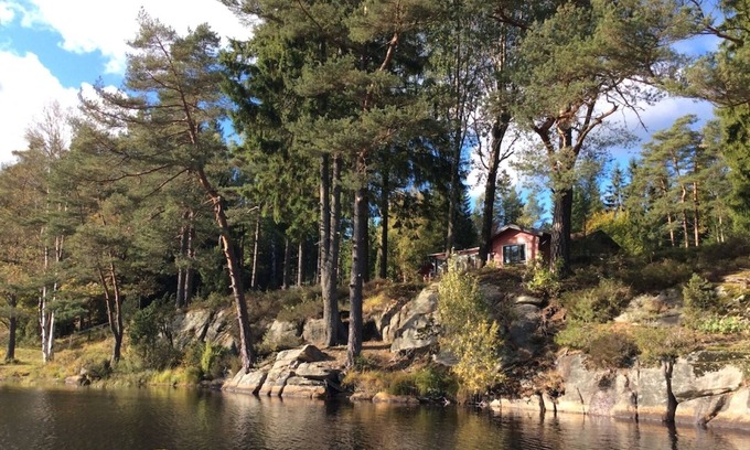 Hallingsjo Casa | Holiday at a bathing lake in Halland