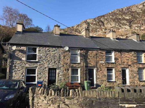 Tanygrisiau Casa | Holiday Cottage Barlwyd TANYGRISIAU SNOWDONIA WALES