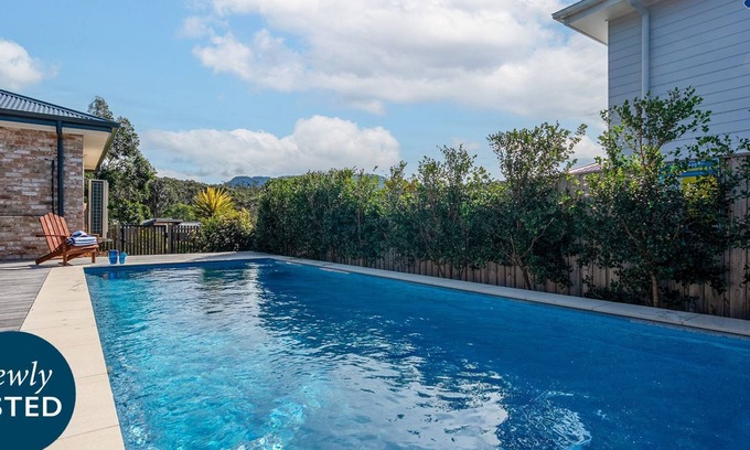 Berry Casa | Holiday Crescent – Spacious, stylish retreat with pool, perfect