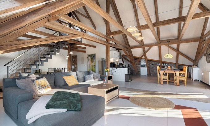 Schirgiswalde-Kirschau Apartamento | Apartamento vacacional 'Haus Madlen' con vistas a la montaña y Wi-Fi