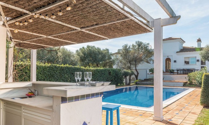 Benalup-Casas Vieja Casa | Casa de vacaciones 'Capuchina' con piscina privada, Wi-Fi y aire acondicionado