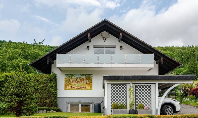 Mengershausen Casa | Casa de vacaciones 'Am Rehwinkel' con balcón y Wi-Fi