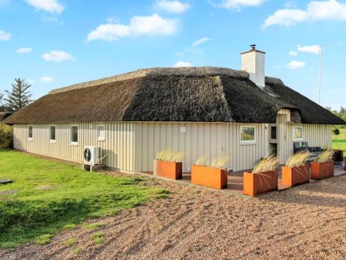Vejers Strand Casa | Holiday Home Annalise - 1km from the sea by Interhome