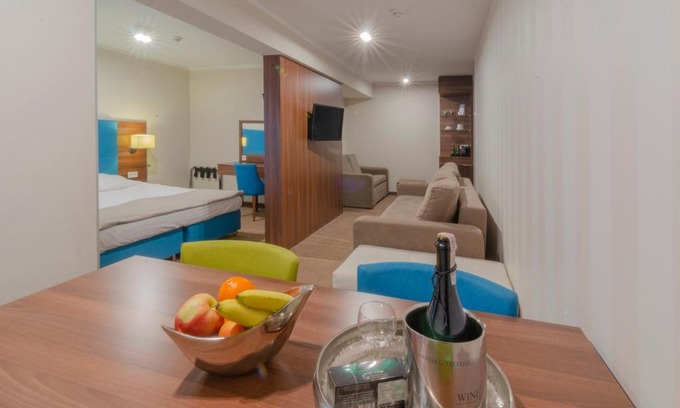 Miedzyzdroje Apartamento | Holiday Home Aparthotel z balkonem przy plaży