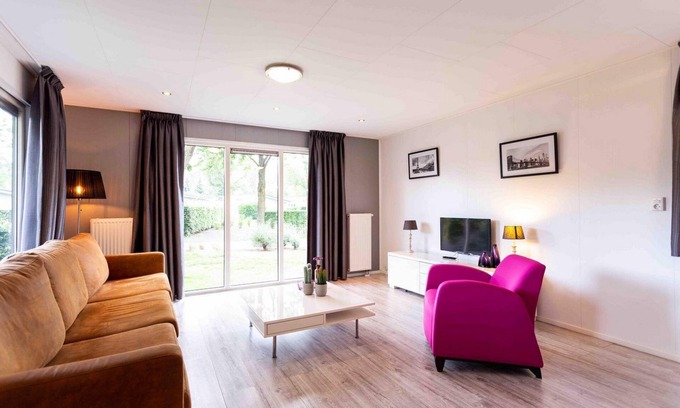 Municipality of Oost Gelre Chalet De Esquí | ✓ Holiday home at Résidence Lichtenvoorde ✓ Holiday home for 5 persons ✓ Located in Lichtenvoorde (Gelderland) ✓ Holiday park in the Achterhoek ✓ Book directly through the park