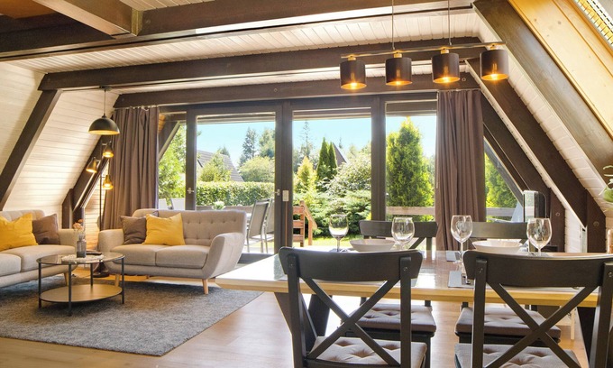 Schramberg Casa | Casa de vacaciones 'Auszeit' con terraza privada, jardín privado y Wi-Fi