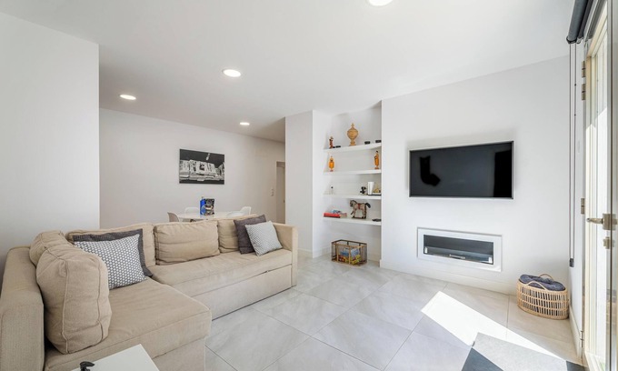 Calamayor Casa | Casa de vacaciones Bonanova 20 con jardín, terraza descubierta privada y Wi-Fi