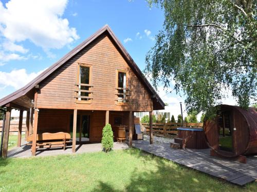 Nadole Casa | Holiday Home by Lake Zarnowieckie with Sauna
