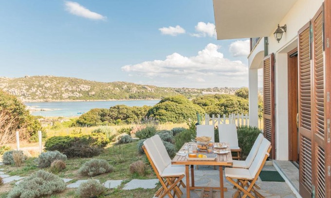 Capo Testa Casa | Holiday Home Capo Testa by Interhome