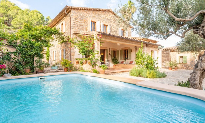 Soller Casa | Casa de vacaciones 'Casa Amber' con vistas a la montaña, Wi-Fi y aire acondicionado