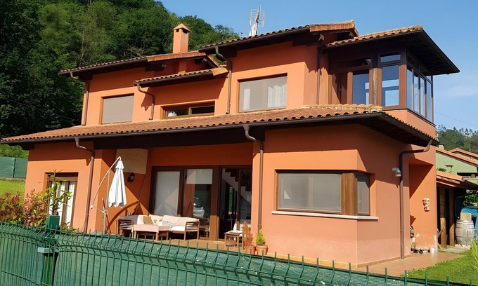 La Vega de los Caseros Casa | Holiday Home 'Casa Carmen' with Mountain Views