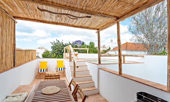 Santa Luzia Casa | Casa de vacaciones 'Casa Dos Avos' con piscina privada, Wi-Fi y aire acondicionado