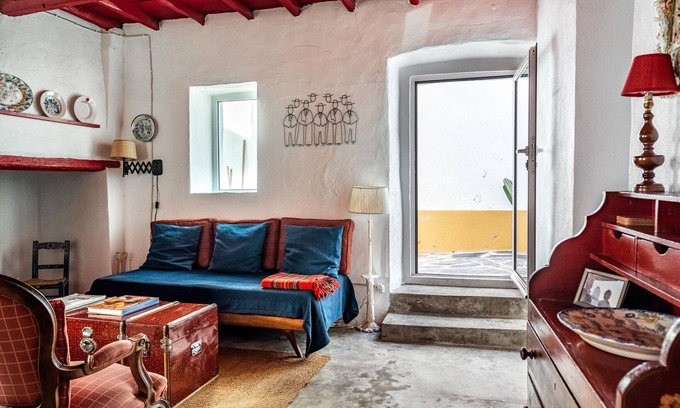 Avis Casa | Casa de vacaciones 'Casa Do Pelourinho' con terraza privada y Wi-Fi