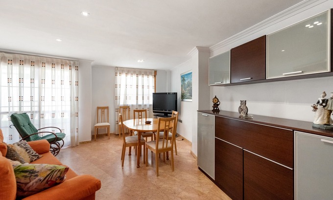 Siete Aguas Casa | Holiday Home 'Casa Fina' with Balcony, Wi-Fi and Air Conditioning