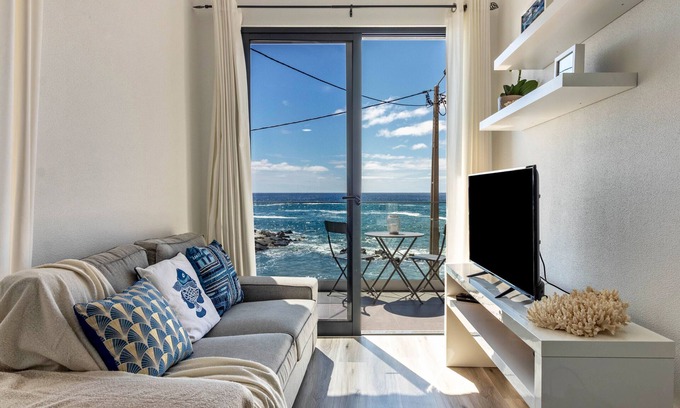Prazeres Casa | Casa de vacaciones 'Casa Homem Do Mar' con vistas al mar, balcón y Wi-Fi