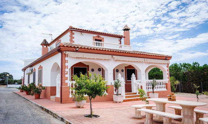 La Carlota Casa | Casa de vacaciones 'Casa Martina' con piscina privada, Wi-Fi y aire acondicionado