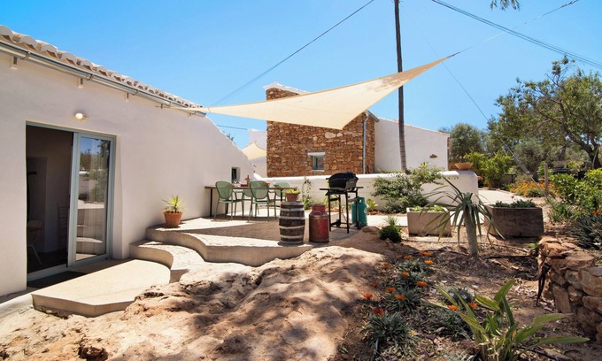 Moncarapacho e Fuseta Casa | Casa de vacaciones Casa Burro con vistas a la montaña, piscina compartida, jardín y Wi-Fi