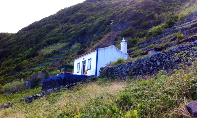 Vila do Porto Casa | Casa de vacaciones 'Casa Da Fajãnzinha' con vistas al mar, terraza privada y Wi-Fi