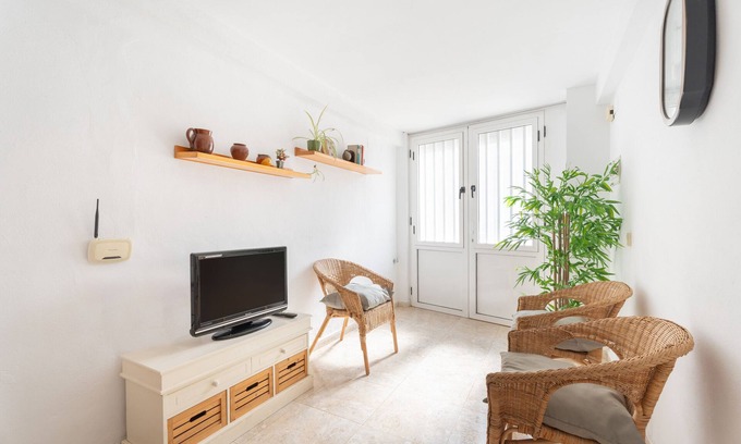 Caudiel Casa | Casa de vacaciones 'Casa Rural El Maestro' con balcón y Wi-Fi