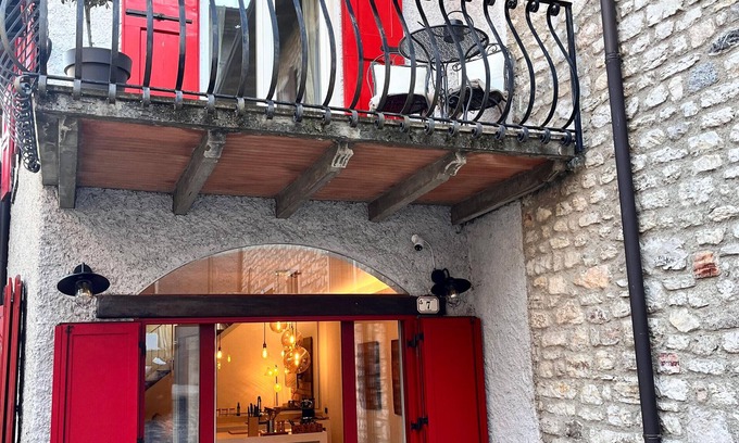 Gardola Casa | Casa de vacaciones 'Casa Storica Gardola' con vistas al lago, Wi-Fi y aire acondicionado
