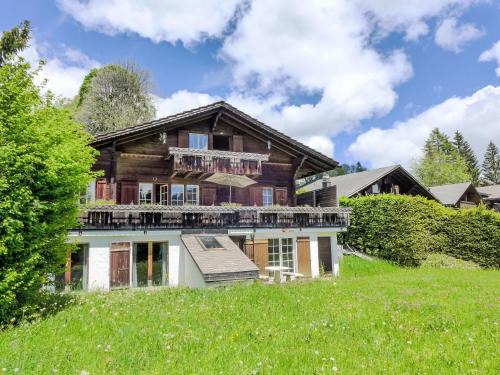 Schoenried Casa | Holiday Home Chalet Rebhalde by Interhome