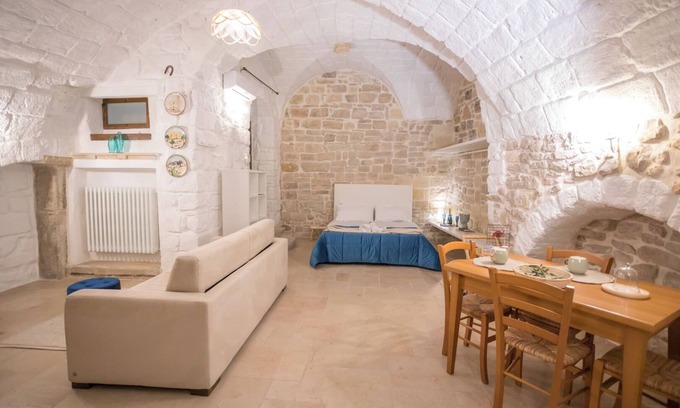 Trani Casa | Casa de vacaciones 'Charme Room Dimora D'incanto' con Wi-Fi y aire acondicionado