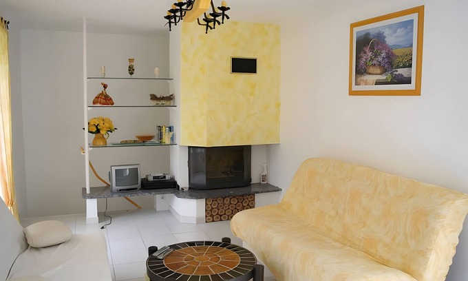 Gras Casa | Casa de Vacaciones 'Chez L'Oncle' con Aire Acondicionado