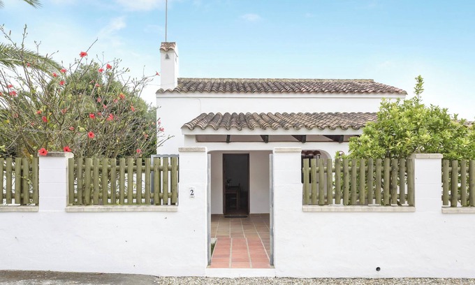 Zahora Casa | Casa de vacaciones "Cortijo Miguelin" con piscina, Wi-Fi, aire acondicionado, terrazas y jardín