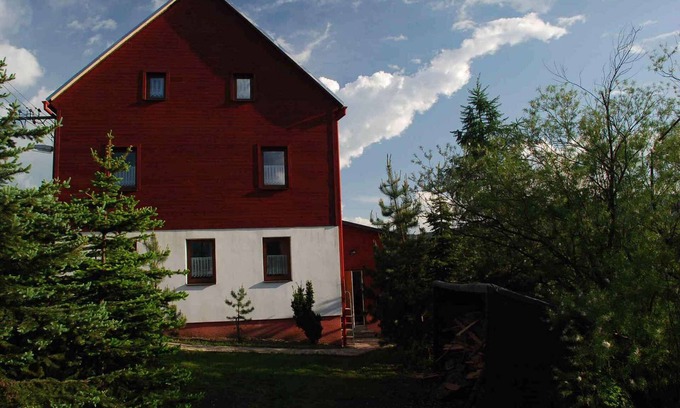 Loucna Pod Klinovcem Casa | Casa vacacional Betsy con chimenea justamente después del paso de frontera