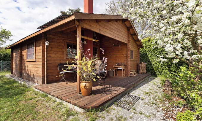 Furstenwalde/Spree Casa | Casa de vacaciones 'Blockhütte' con terraza privada y jardín privado