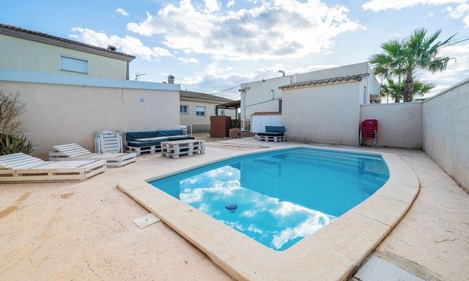 El Ligallo del Ganguil Casa | Casa de vacaciones "de l'avi" con piscina, jardín y Wi-Fi